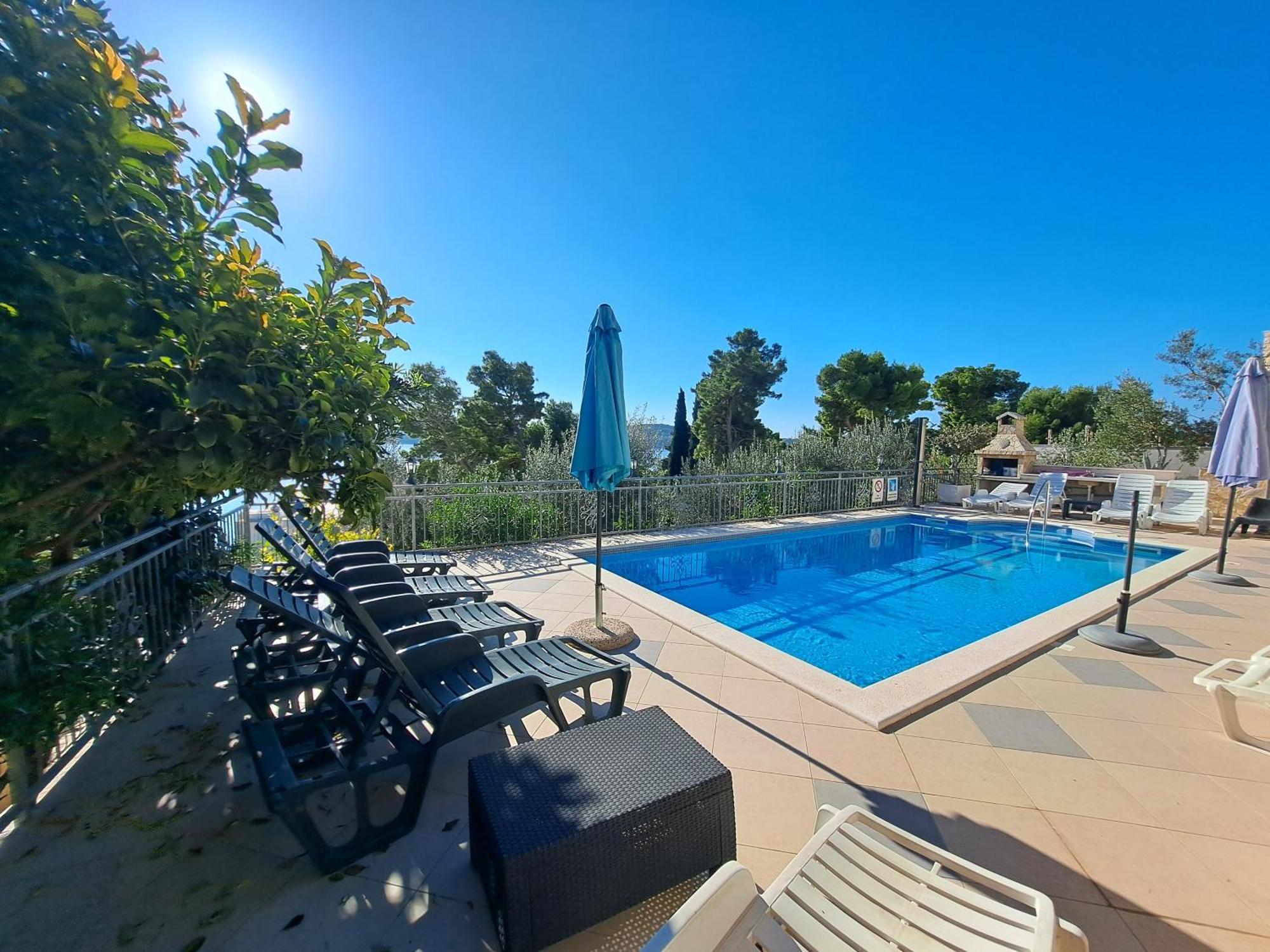 Apartments Zgogo Trogir Extérieur photo