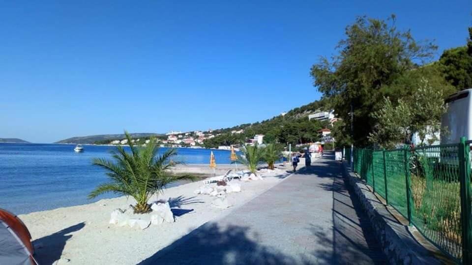 Apartments Zgogo Trogir Extérieur photo
