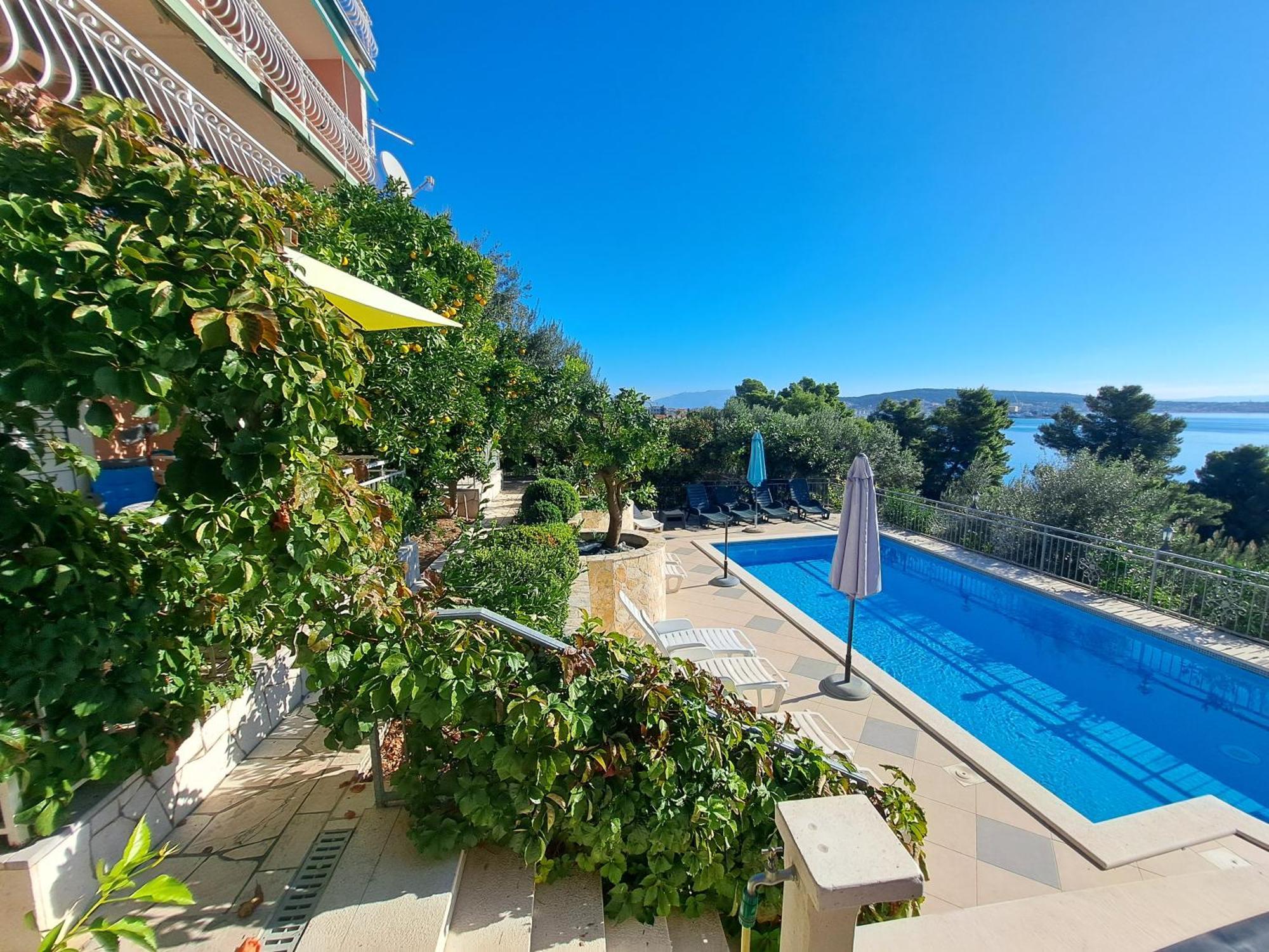 Apartments Zgogo Trogir Extérieur photo