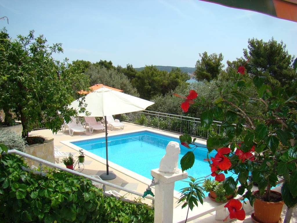 Apartments Zgogo Trogir Extérieur photo
