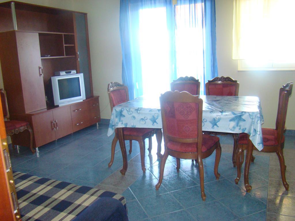 Apartments Zgogo Trogir Extérieur photo