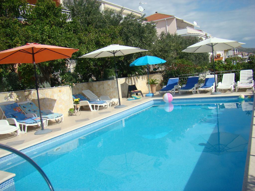 Apartments Zgogo Trogir Extérieur photo